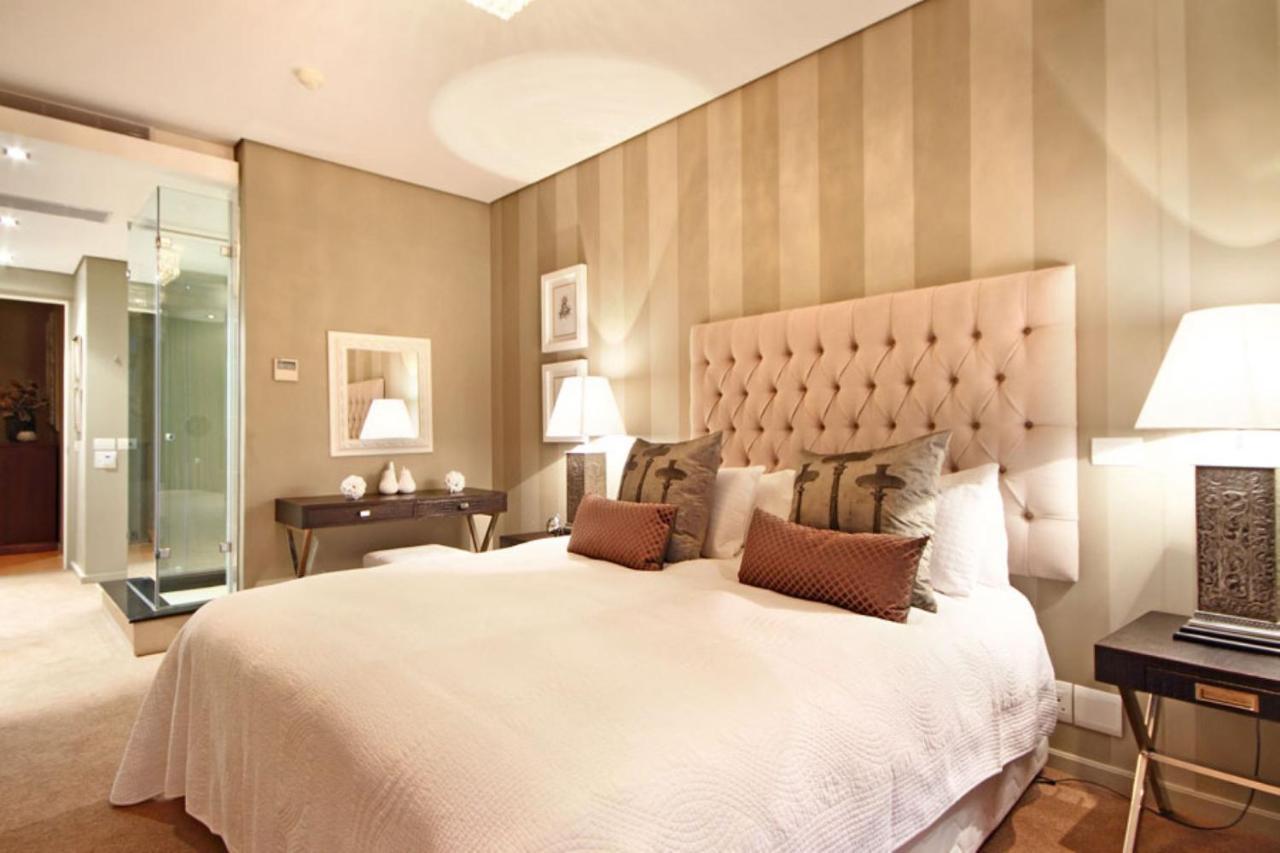 The Residences At Crystal Towers Kaapstad Buitenkant foto