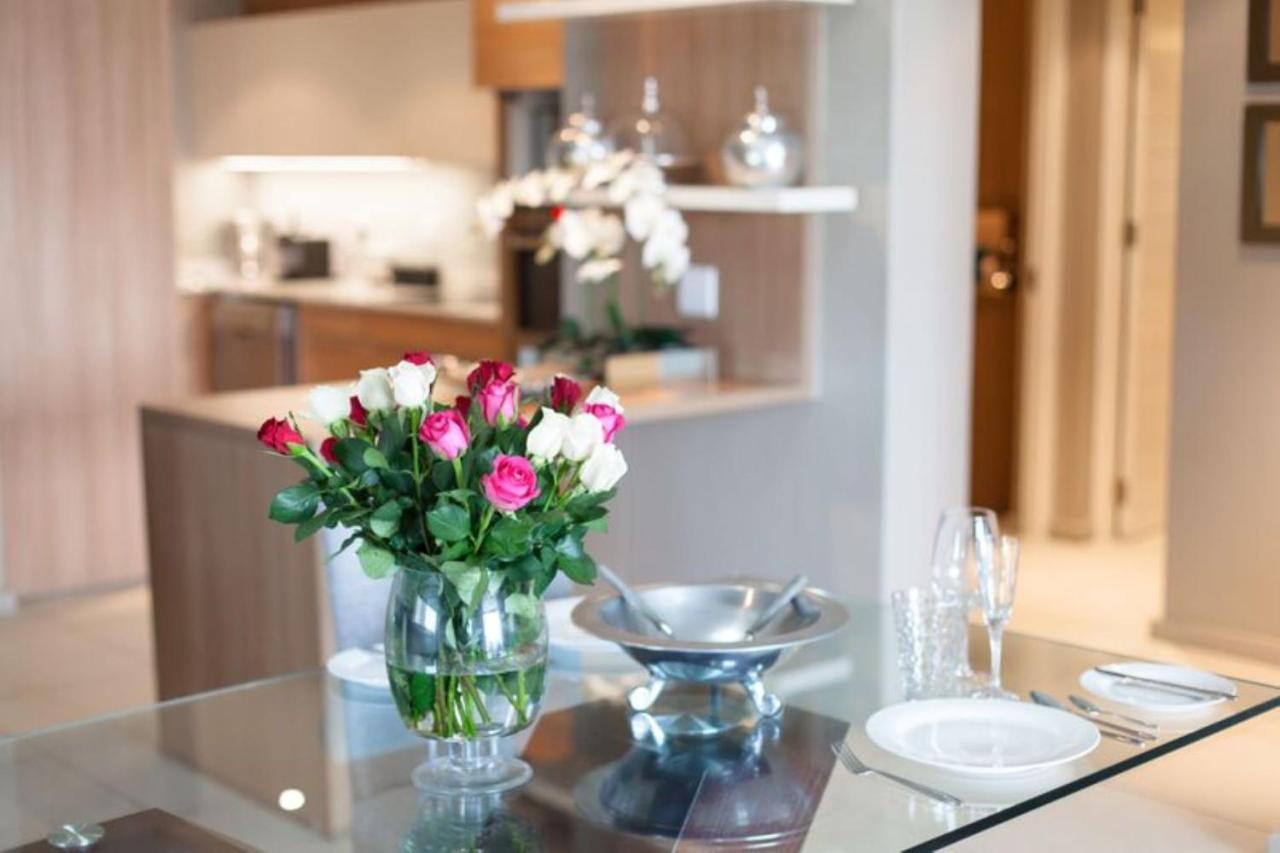 The Residences At Crystal Towers Kaapstad Buitenkant foto